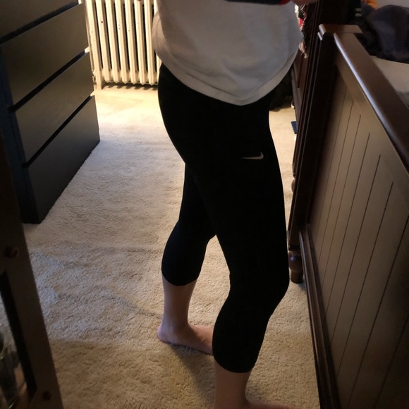 Nike Dri-fit cropped leggings - Picture 2 of 6